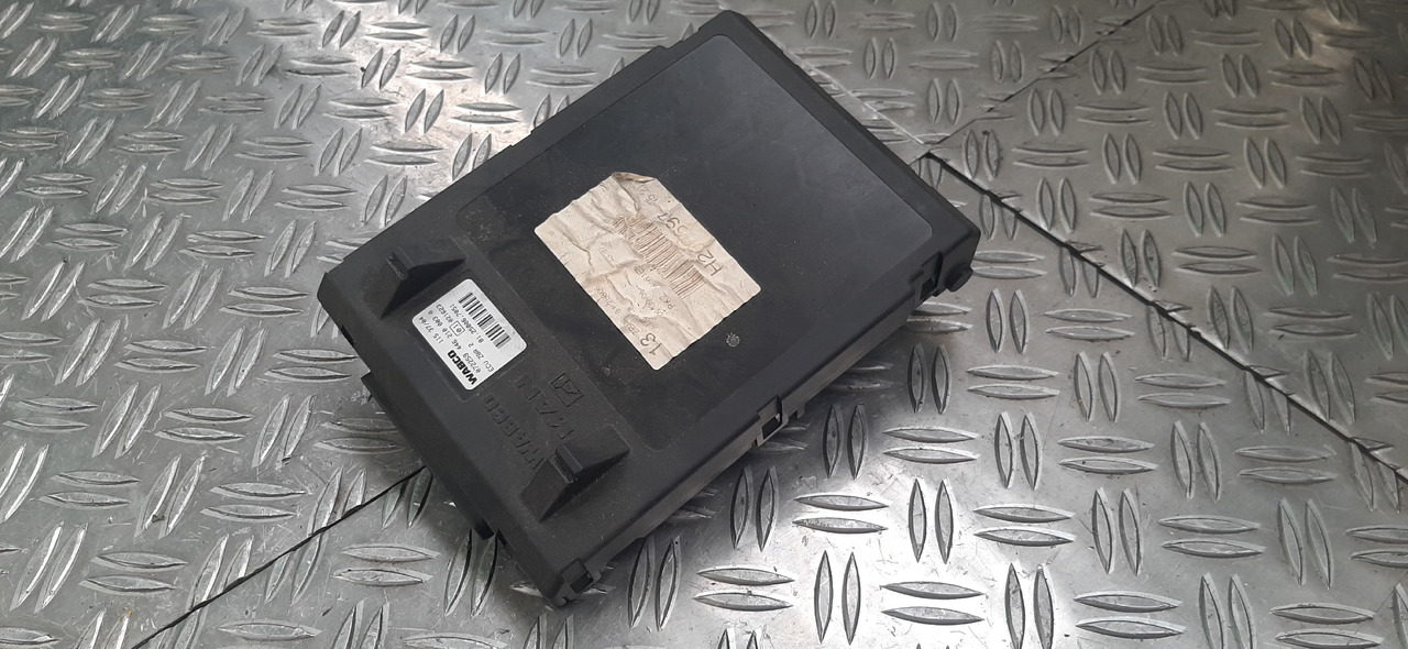 Gebrauchtes MAN, WABCO Steuergerät, Artikel - Nr. : 81.25806 - 7051 - ECU për Kamioni: foto 2 Gebrauchtes MAN, WABCO Steuergerät, Artikel - Nr. : 81.25806 - 7051 - ECU për Kamioni: foto 2