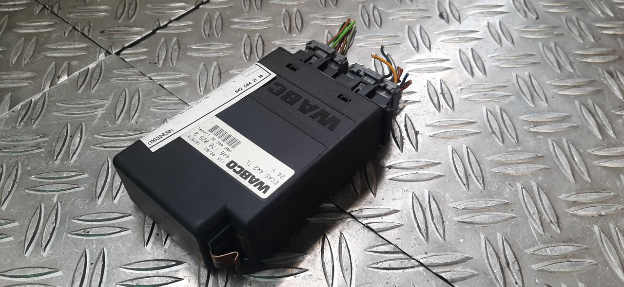 Gebrauchtes MB WABCO Steuergerät ECAS, Artikel - Nr. : A 446 170 026 0 - ECU për Kamioni: foto 4 Gebrauchtes MB WABCO Steuergerät ECAS, Artikel - Nr. : A 446 170 026 0 - ECU për Kamioni: foto 4