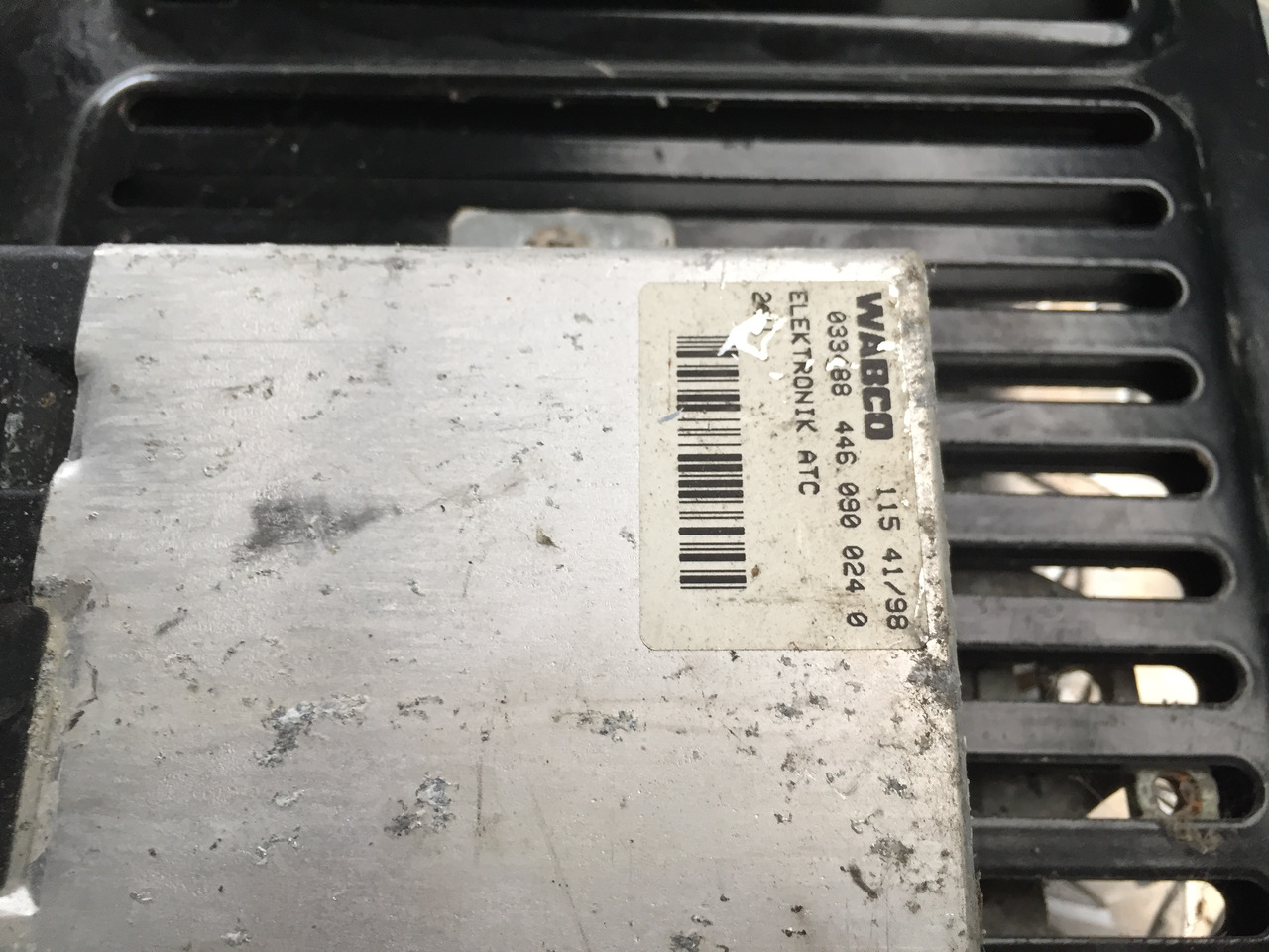 Gebrauchtes Steuergerät WABCO ECAS - Elektronik, 24 V, Artikel - Nr. : 115 45 / 98 - ECU për Kamioni: foto 4 Gebrauchtes Steuergerät WABCO ECAS - Elektronik, 24 V, Artikel - Nr. : 115 45 / 98 - ECU për Kamioni: foto 4