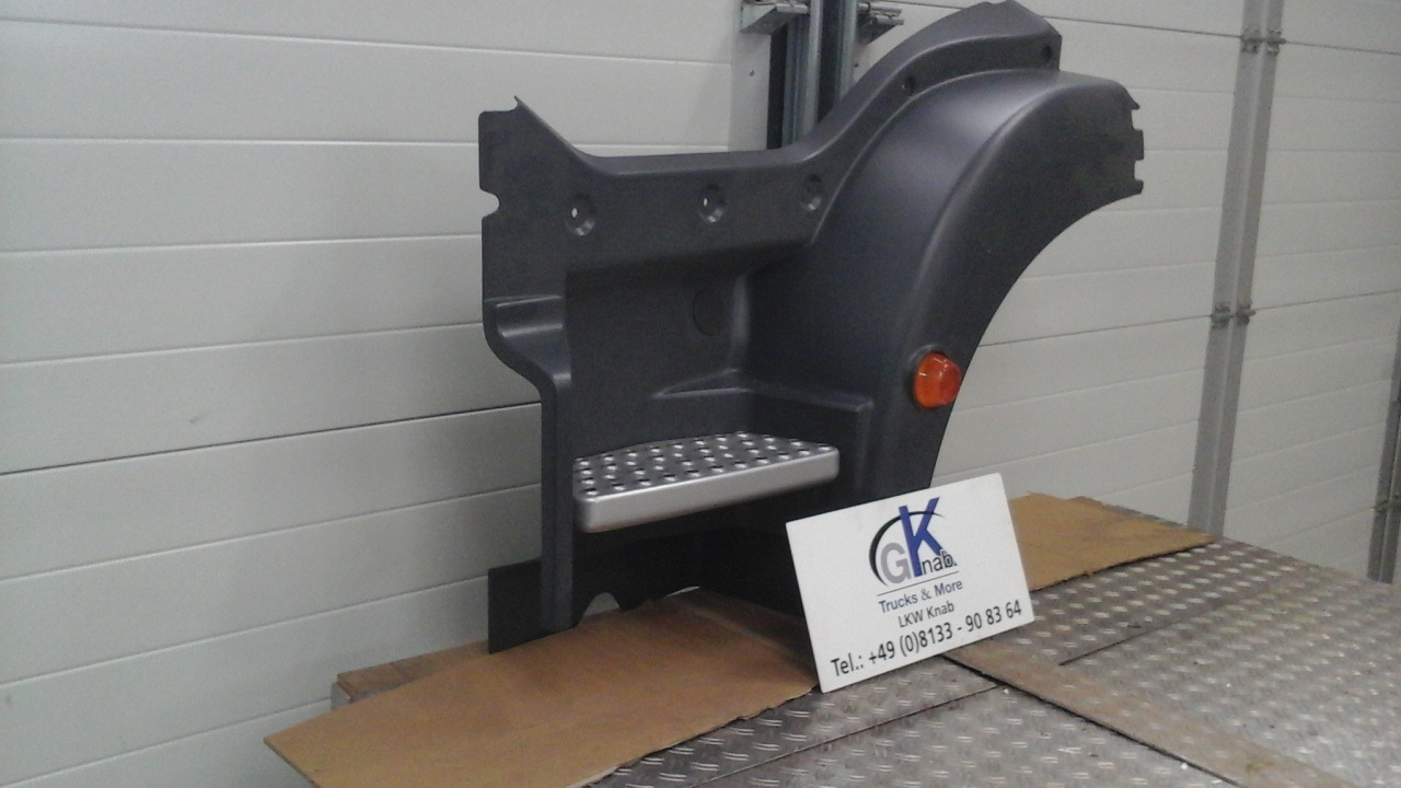 Neuwertiger MAN TGM / TG3 Einstiegkotflügel kurz, komplett, links Artikel - Nr.: 81.61520 - 0209 - Kutia e marsheve për Kamioni: foto 4 Neuwertiger MAN TGM / TG3 Einstiegkotflügel kurz, komplett, links Artikel - Nr.: 81.61520 - 0209 - Kutia e marsheve për Kamioni: foto 4