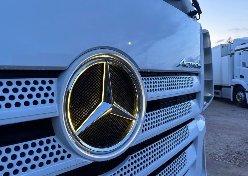 Mercedes-Benz ACTROS / 2553 / ACC / E 6 / MP 5 /TIPPER, BDF ,WYWROT / RETARDER/ GIGA SPACE/Niski Przebieg 366 Tys Km! ASO - Kamion vagonetë: foto 3 Mercedes-Benz ACTROS / 2553 / ACC / E 6 / MP 5 /TIPPER, BDF ,WYWROT / RETARDER/ GIGA SPACE/Niski Przebieg 366 Tys Km! ASO - Kamion vagonetë: foto 3