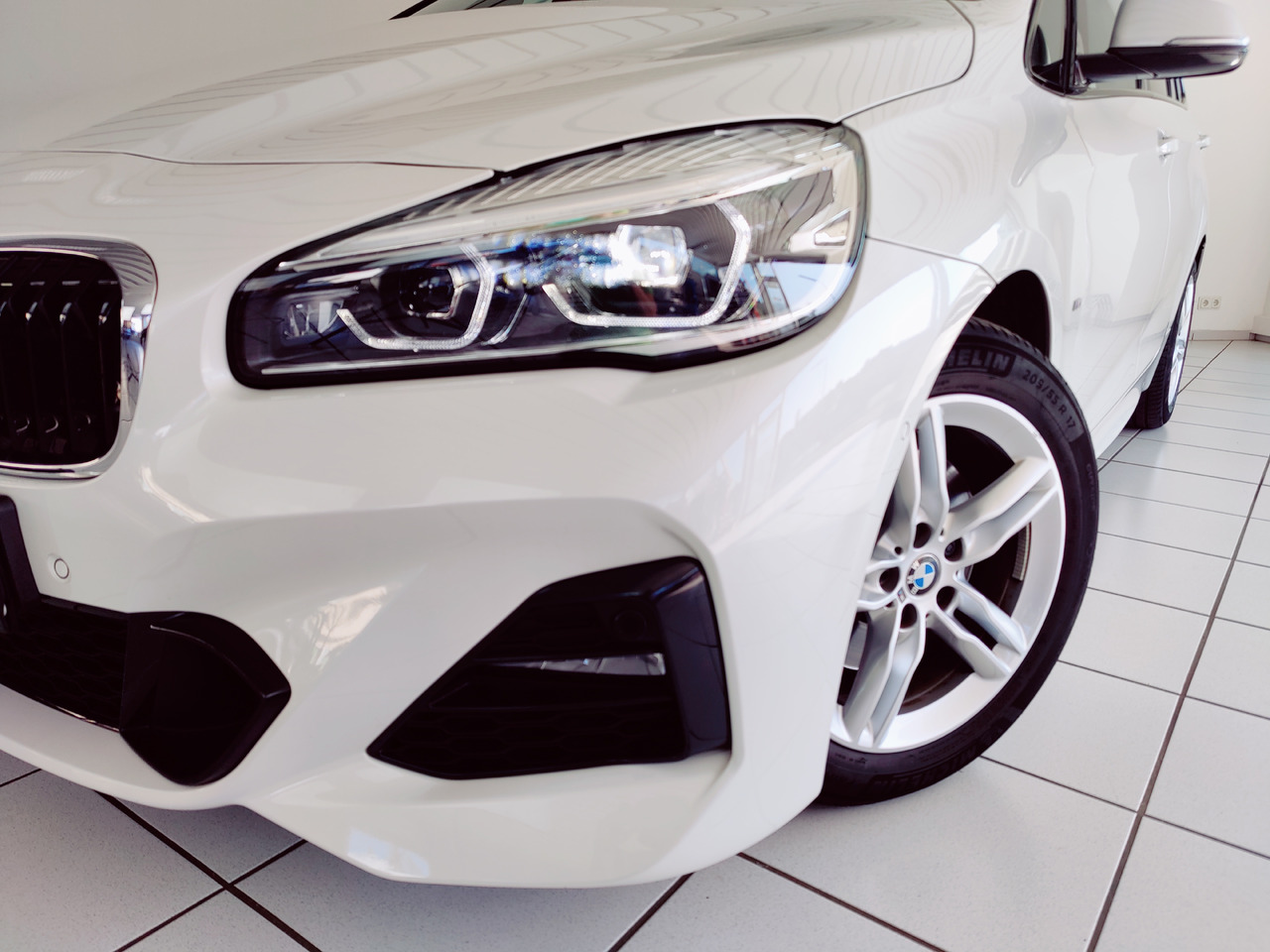 BMW 218 i Gran Tourer M Sport PDC RTTI Navi RüKam LED Apple Android DAB - Makinë me portobagazh: foto 2 BMW 218 i Gran Tourer M Sport PDC RTTI Navi RüKam LED Apple Android DAB - Makinë me portobagazh: foto 2