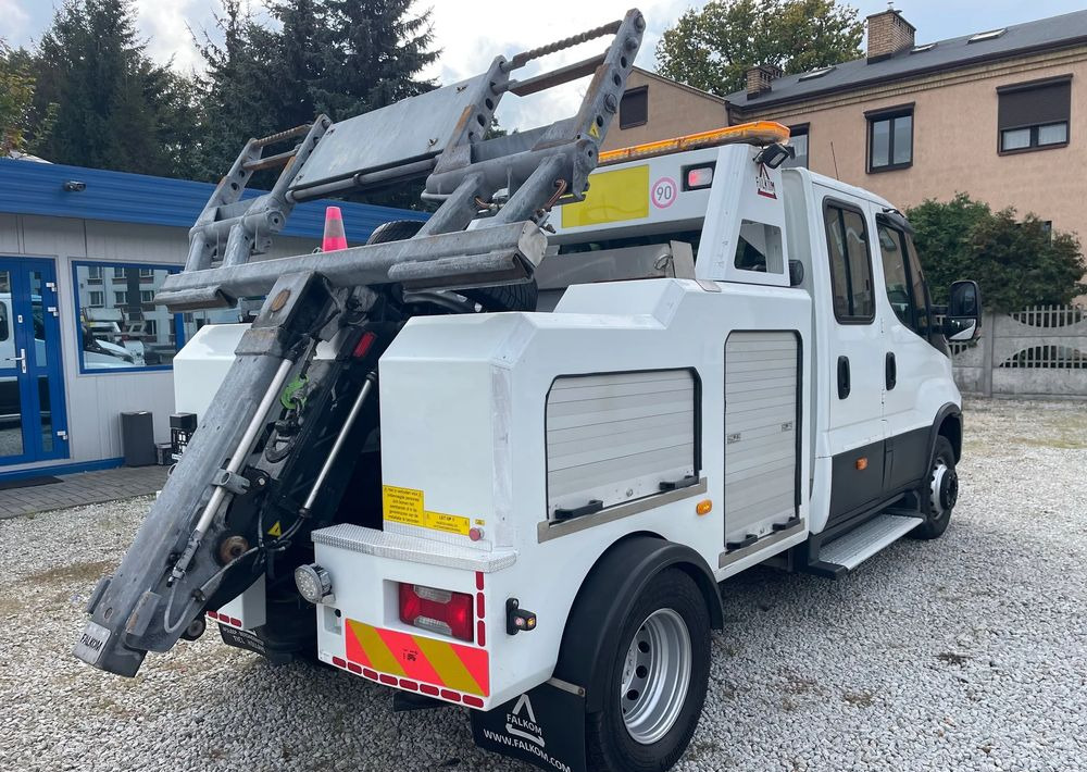 Iveco Daily 70C18 Hi-Matic Pomoc drogowa Holownik 2019r - Karrotrec: foto 5 Iveco Daily 70C18 Hi-Matic Pomoc drogowa Holownik 2019r - Karrotrec: foto 5