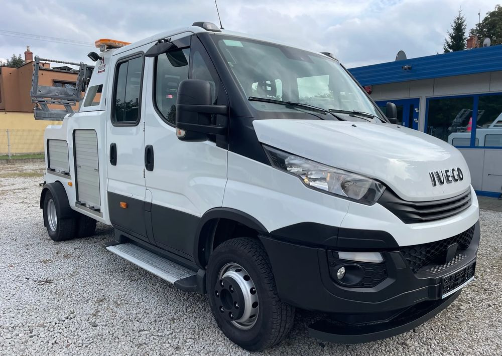 Iveco Daily 70C18 Hi-Matic Pomoc drogowa Holownik 2019r - Karrotrec: foto 3 Iveco Daily 70C18 Hi-Matic Pomoc drogowa Holownik 2019r - Karrotrec: foto 3