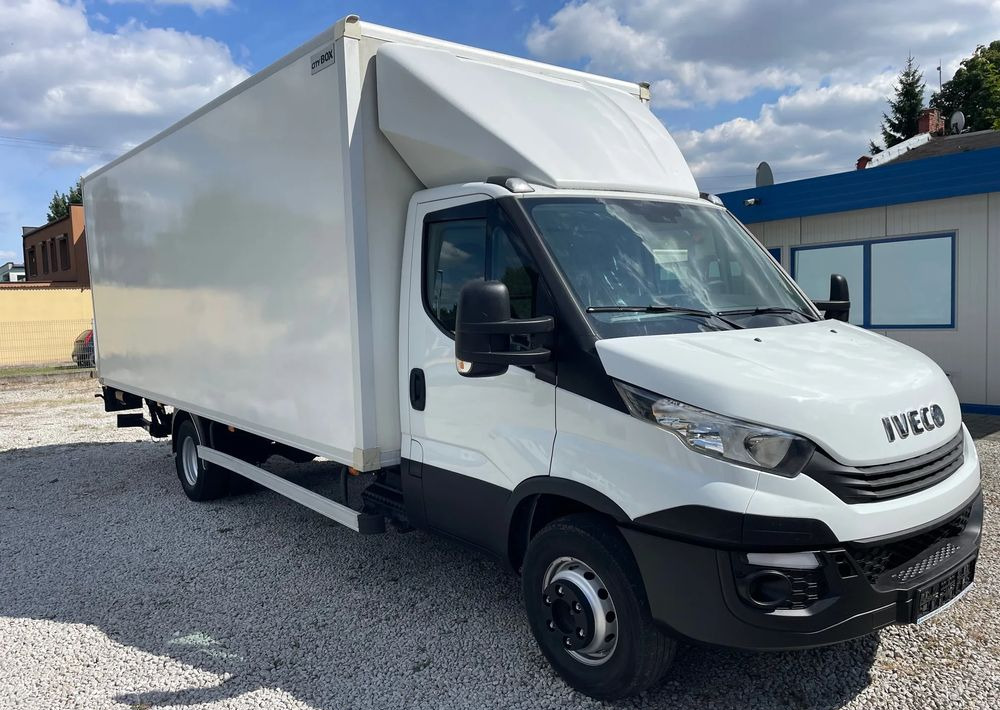 Iveco Daily 72c18 Kontener winda 2017r - Kamioncine me kontinier: foto 3 Iveco Daily 72c18 Kontener winda 2017r - Kamioncine me kontinier: foto 3