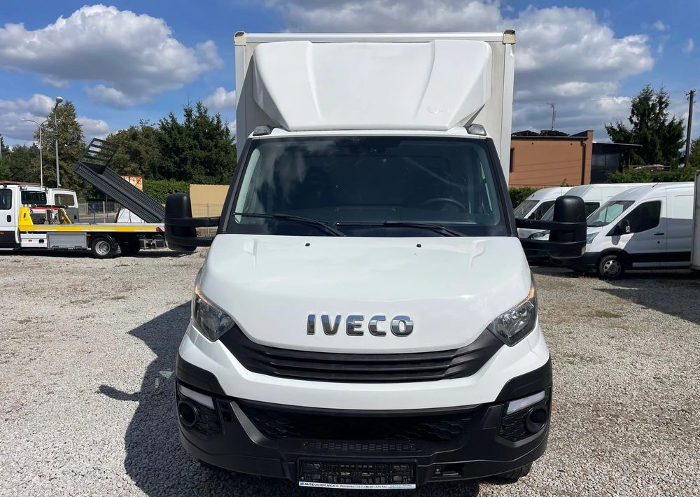 Iveco Daily 72c18 Kontener winda 2017r - Kamioncine me kontinier: foto 2 Iveco Daily 72c18 Kontener winda 2017r - Kamioncine me kontinier: foto 2