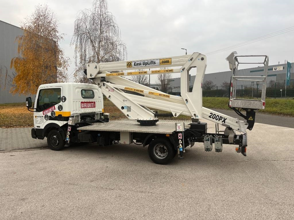 Nissan GSR B200PX - Ngritës me direk vertikal: foto 3 Nissan GSR B200PX - Ngritës me direk vertikal: foto 3