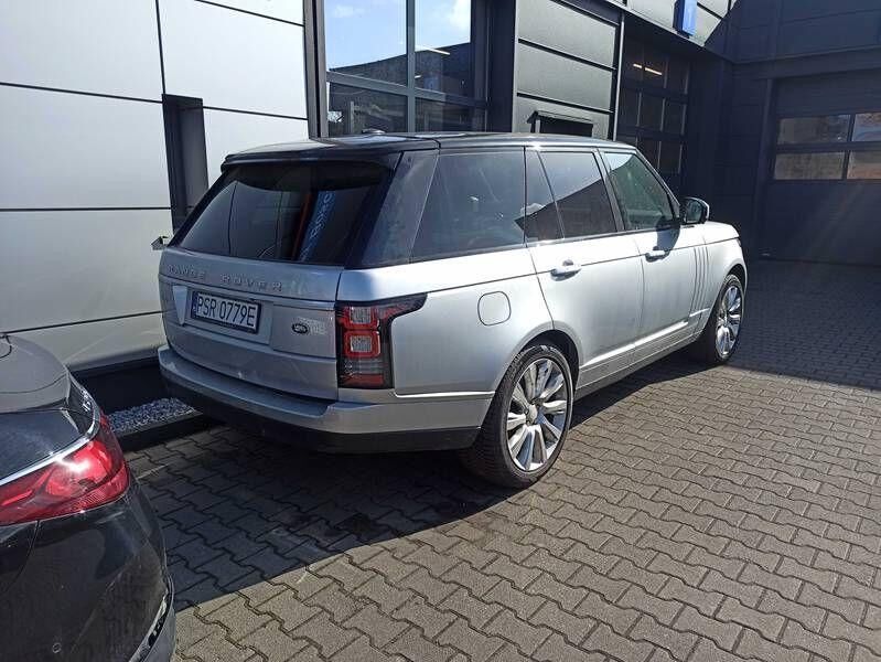 Land Rover Range Rover Kombi - Makinë me portobagazh: foto 2 Land Rover Range Rover Kombi - Makinë me portobagazh: foto 2
