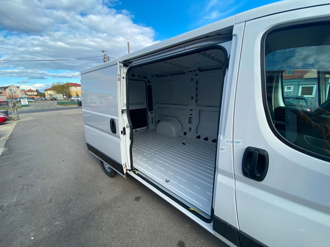 Peugeot Boxer - Furgon i vogël: foto 3 Peugeot Boxer - Furgon i vogël: foto 3