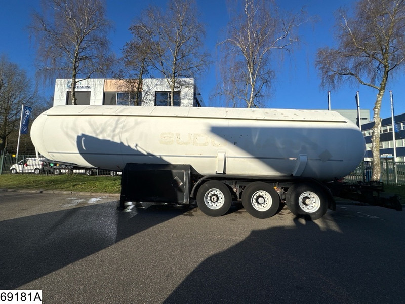 Barneoud Gas 50.543 Liter, LPG GPL Butane gas, 1 Comp - Gjysmë rimorkio me bot: foto 2 Barneoud Gas 50.543 Liter, LPG GPL Butane gas, 1 Comp - Gjysmë rimorkio me bot: foto 2