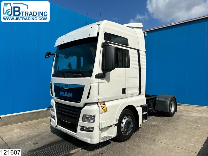 MAN TGX 18 460 EURO 6 - Gjysmë-kamion: foto 1 MAN TGX 18 460 EURO 6 - Gjysmë-kamion: foto 1