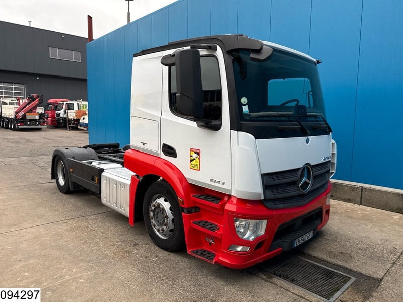 Mercedes-Benz Actros 1843 EURO 6, Retarder, PTO, LOHR, Standairco - Gjysmë-kamion: foto 3 Mercedes-Benz Actros 1843 EURO 6, Retarder, PTO, LOHR, Standairco - Gjysmë-kamion: foto 3