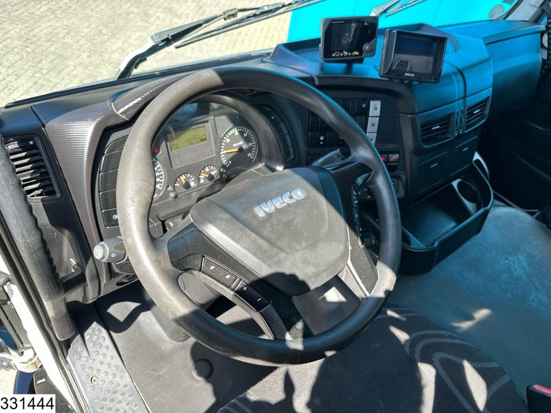 Iveco Trakker 360 6X4, EURO 6, Steel suspension, Palfinger - Kamion me karroceri të hapur, Kamion me vinç: foto 5 Iveco Trakker 360 6X4, EURO 6, Steel suspension, Palfinger - Kamion me karroceri të hapur, Kamion me vinç: foto 5