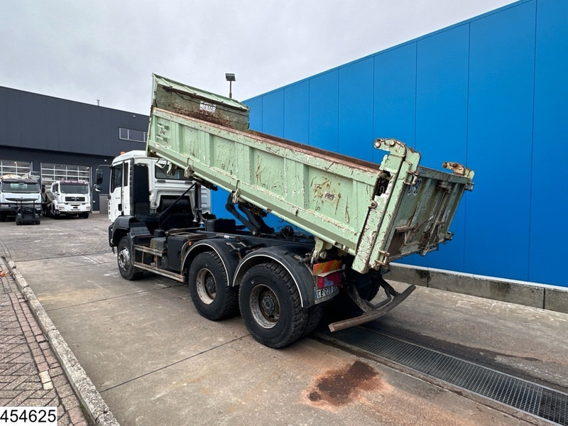 MAN TGA 33 350 6x4, Manual, Steel suspension - Kamion vetëshkarkues: foto 2 MAN TGA 33 350 6x4, Manual, Steel suspension - Kamion vetëshkarkues: foto 2