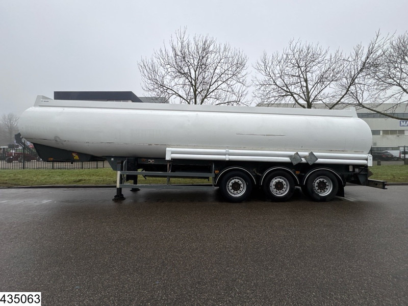 MERCERON Fuel 38.000 Liter, 7 Compartments - Gjysmë rimorkio me bot: foto 2 MERCERON Fuel 38.000 Liter, 7 Compartments - Gjysmë rimorkio me bot: foto 2