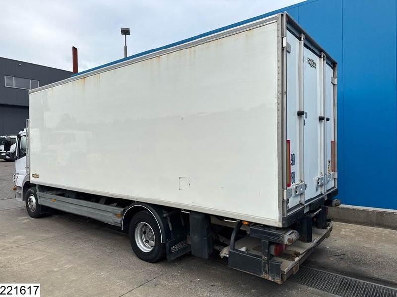 Mercedes-Benz Atego 1322 EURO 4, Manual, Dhollandia, Chereau - Kamion frigorifer: foto 4 Mercedes-Benz Atego 1322 EURO 4, Manual, Dhollandia, Chereau - Kamion frigorifer: foto 4