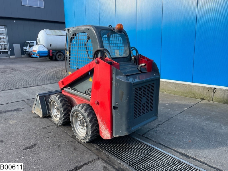 Neuson 501 S 510KG, 3.5M, 2417h - Fadrom me goma: foto 4 Neuson 501 S 510KG, 3.5M, 2417h - Fadrom me goma: foto 4