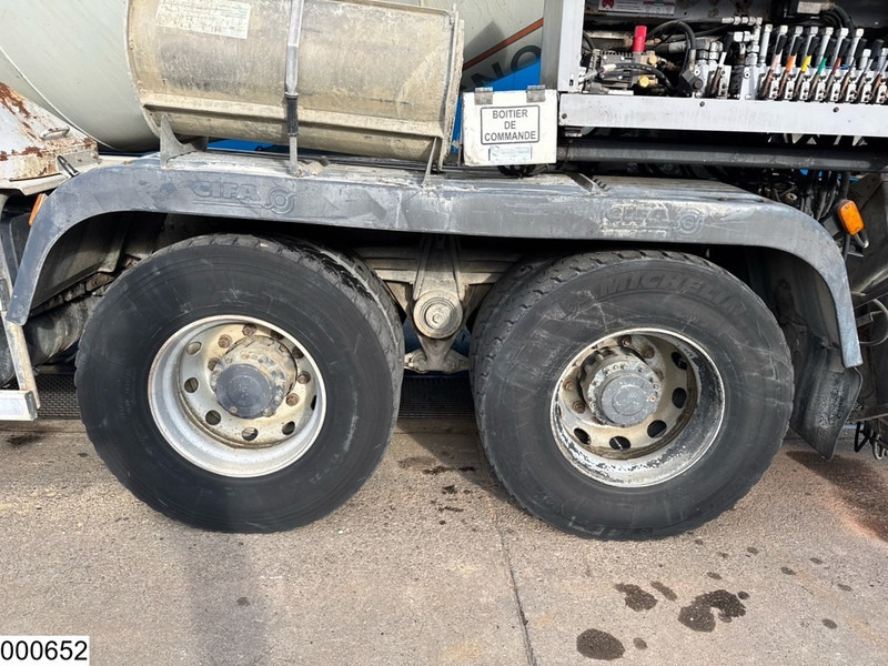 Renault Kerax 410 Dxi 8x4, Cifa, 9m3, Remote - Autobetoniere: foto 3 Renault Kerax 410 Dxi 8x4, Cifa, 9m3, Remote - Autobetoniere: foto 3