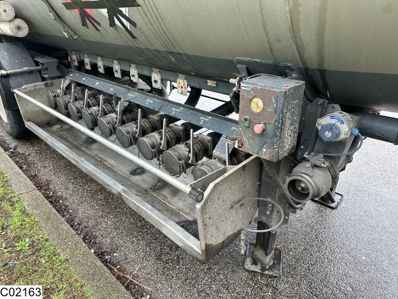 Trailor Fuel 39919 Liter, 9 Compartments - Gjysmë rimorkio me bot: foto 3 Trailor Fuel 39919 Liter, 9 Compartments - Gjysmë rimorkio me bot: foto 3