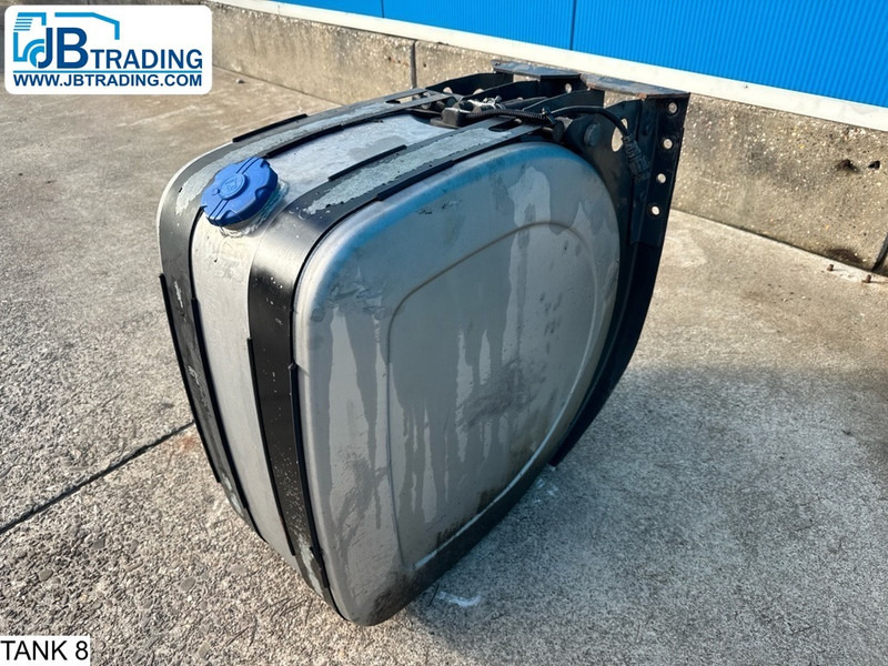 Universeel AdBlue Tank - Serbatori i karburantit: foto 1 Universeel AdBlue Tank - Serbatori i karburantit: foto 1