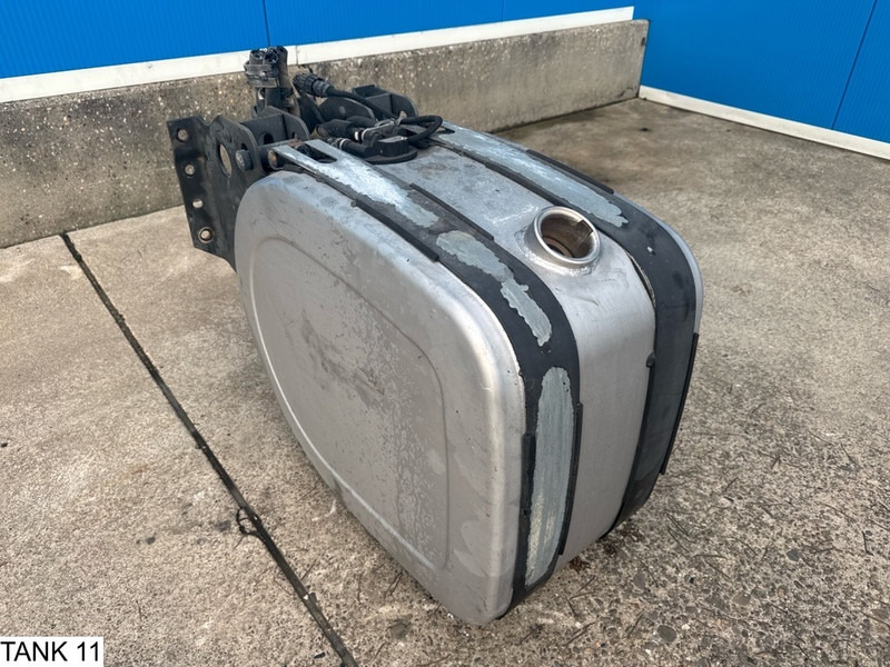 Universeel AdBlue Tank - Serbatori i karburantit: foto 3 Universeel AdBlue Tank - Serbatori i karburantit: foto 3