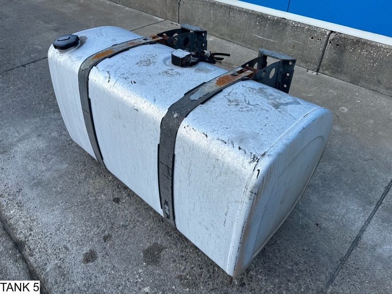 Universeel Brandstoftank - Serbatori i karburantit për Kamioni: foto 2 Universeel Brandstoftank - Serbatori i karburantit për Kamioni: foto 2