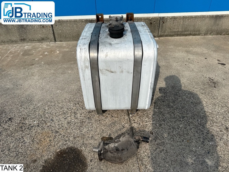 Universeel Pump and tank - Serbatori hidraulik: foto 1 Universeel Pump and tank - Serbatori hidraulik: foto 1