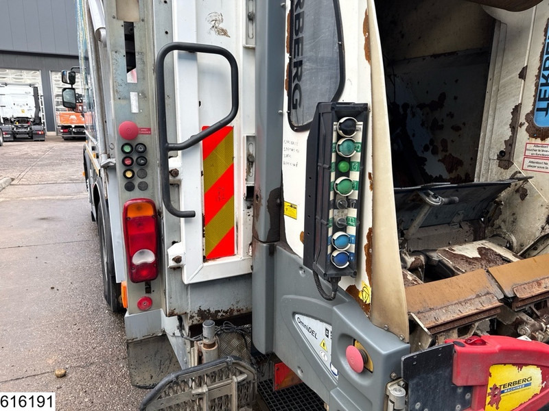 Volvo FE 300 EURO 5, Faun, Retarder - Kamion mbeturinash: foto 5 Volvo FE 300 EURO 5, Faun, Retarder - Kamion mbeturinash: foto 5