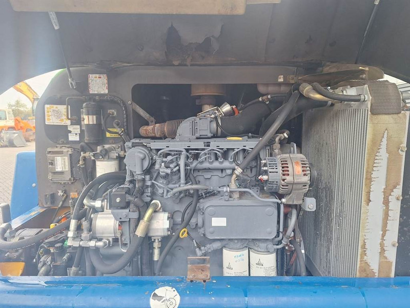 Ahlmann AZ150E - Fadrom me goma: foto 4 Ahlmann AZ150E - Fadrom me goma: foto 4