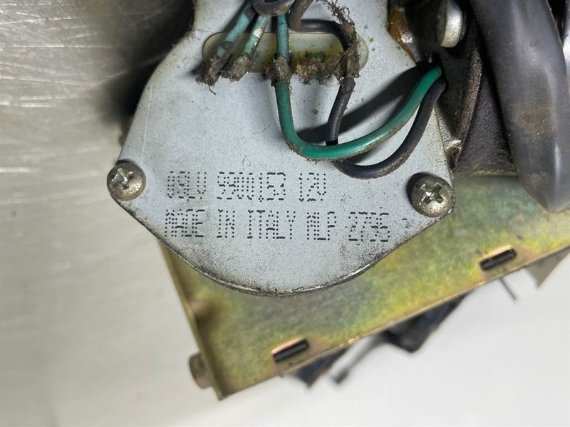 Ahlmann AZ6-4197706A-OSLV 9900153-Wiper motor/Wischermotor - Sistemi elektrik për Makineri ndërtimi: foto 5 Ahlmann AZ6-4197706A-OSLV 9900153-Wiper motor/Wischermotor - Sistemi elektrik për Makineri ndërtimi: foto 5