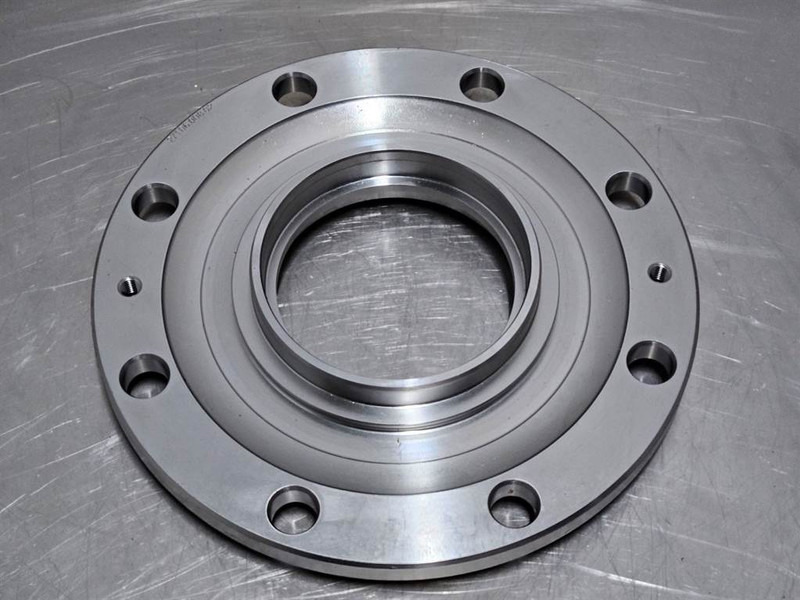 Ahlmann AZ85-4109124A-Wheel hub/Radnabe/Wielnaaf - Bosht dhe pjesë këmbimi për Makineri ndërtimi: foto 2 Ahlmann AZ85-4109124A-Wheel hub/Radnabe/Wielnaaf - Bosht dhe pjesë këmbimi për Makineri ndërtimi: foto 2