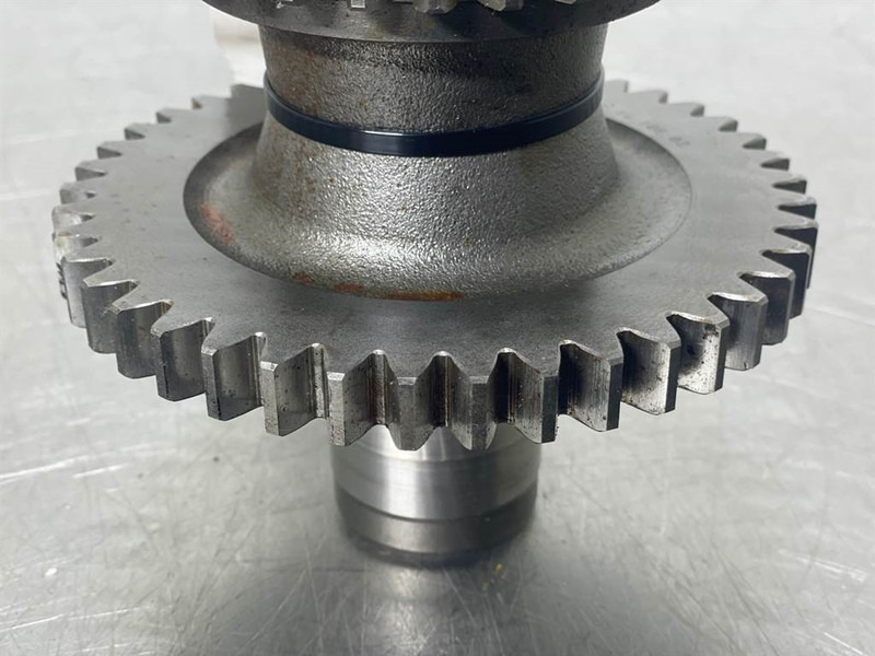 Ahlmann AZ85-Dana Spicer 357/212/127-Gear/Zahnrad/Tandwiel - Kutia e marsheve për Makineri ndërtimi: foto 4 Ahlmann AZ85-Dana Spicer 357/212/127-Gear/Zahnrad/Tandwiel - Kutia e marsheve për Makineri ndërtimi: foto 4