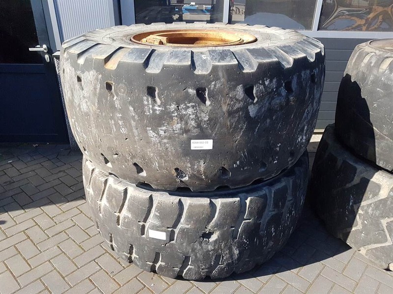 Case 921C-Michelin 26.5R25-Tire/Reifen/Band - Goma dhe bandazhe për Makineri ndërtimi: foto 4 Case 921C-Michelin 26.5R25-Tire/Reifen/Band - Goma dhe bandazhe për Makineri ndërtimi: foto 4