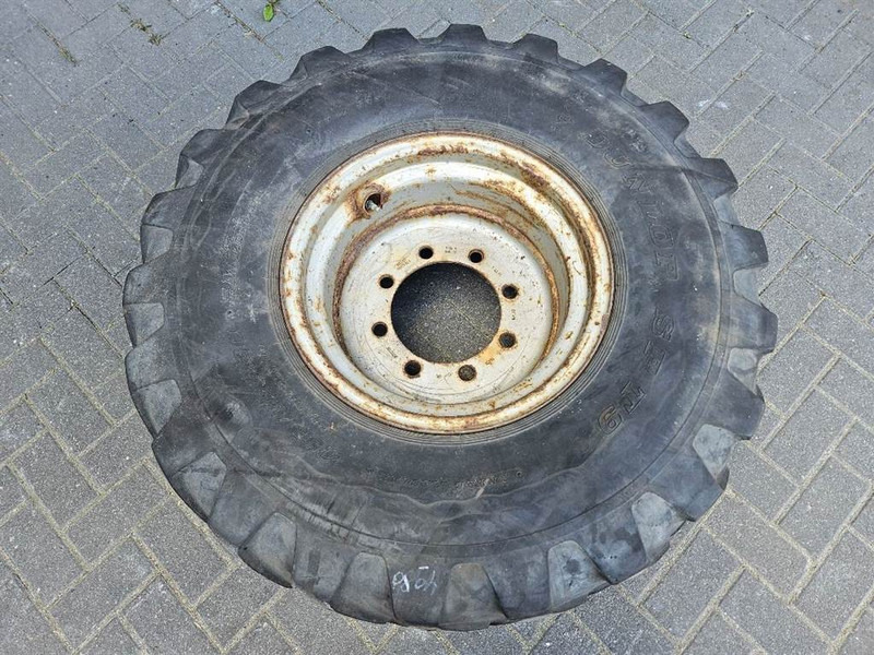 DUNLOP 455/70-R20 (17.5/70R20) - Tire/Reifen/Band - Goma dhe bandazhe për Makineri ndërtimi: foto 3 DUNLOP 455/70-R20 (17.5/70R20) - Tire/Reifen/Band - Goma dhe bandazhe për Makineri ndërtimi: foto 3