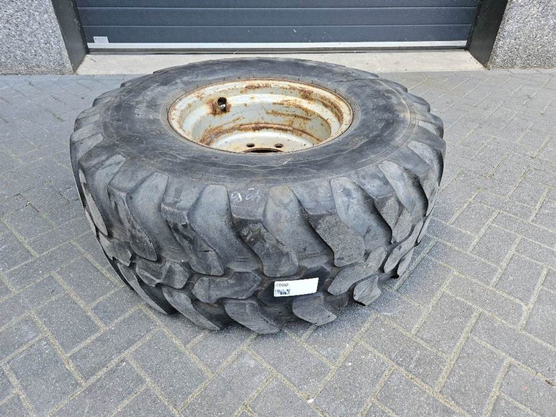 DUNLOP 455/70-R20 (17.5/70R20) - Tire/Reifen/Band - Goma dhe bandazhe për Makineri ndërtimi: foto 1 DUNLOP 455/70-R20 (17.5/70R20) - Tire/Reifen/Band - Goma dhe bandazhe për Makineri ndërtimi: foto 1