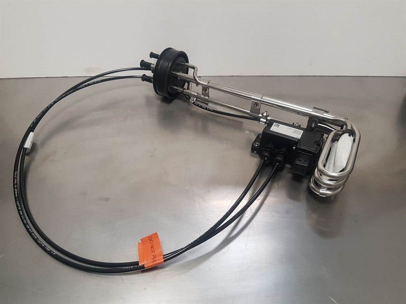 Deutz 04606710 - Sight gauge / Niveaugeber Ad blue - Telajo/ Shasia për Makineri ndërtimi: foto 1 Deutz 04606710 - Sight gauge / Niveaugeber Ad blue - Telajo/ Shasia për Makineri ndërtimi: foto 1