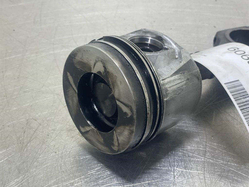 Deutz TD2011L04I - Piston/Kolben/Zuiger - Motori për Makineri ndërtimi: foto 2 Deutz TD2011L04I - Piston/Kolben/Zuiger - Motori për Makineri ndërtimi: foto 2
