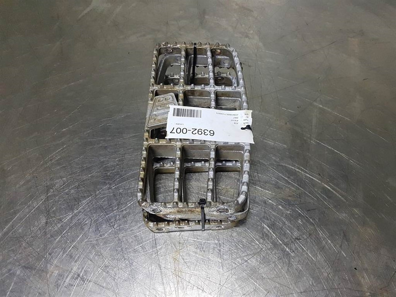 JCB 416 HT - Stair panel/Trittstufen/Traptreden - Telajo/ Shasia për Makineri ndërtimi: foto 2 JCB 416 HT - Stair panel/Trittstufen/Traptreden - Telajo/ Shasia për Makineri ndërtimi: foto 2