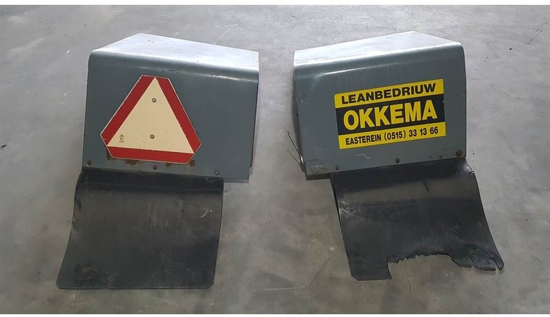 Lizingu i Komatsu WA 270 - 3 - Fender/Kotflügel/Spatbord Komatsu WA 270 - 3 - Fender/Kotflügel/Spatbord: foto 9