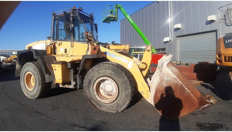 Komatsu WA 320 - 5H (For parts) - Fadrom me goma: foto 2 Komatsu WA 320 - 5H (For parts) - Fadrom me goma: foto 2
