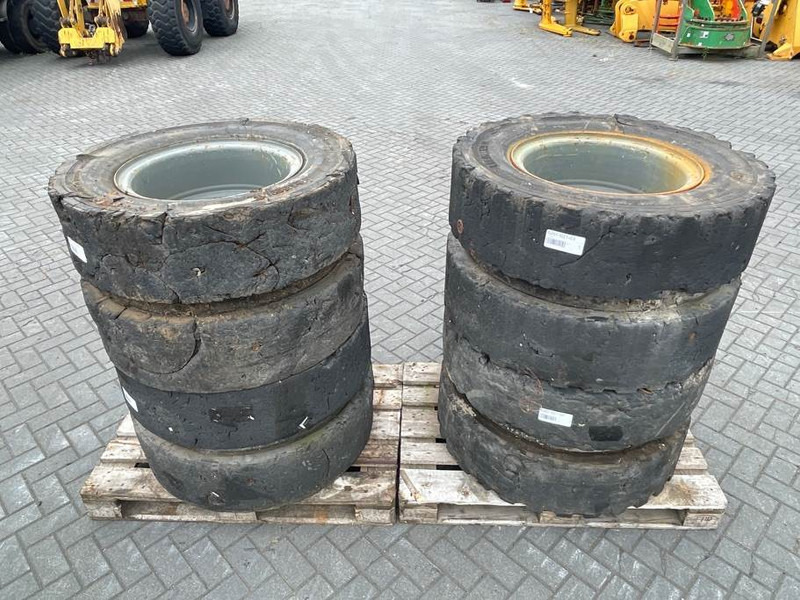 Liebherr 10.00-20 - Tire/Reifen/Band - Goma dhe bandazhe për Makineri ndërtimi: foto 1 Liebherr 10.00-20 - Tire/Reifen/Band - Goma dhe bandazhe për Makineri ndërtimi: foto 1