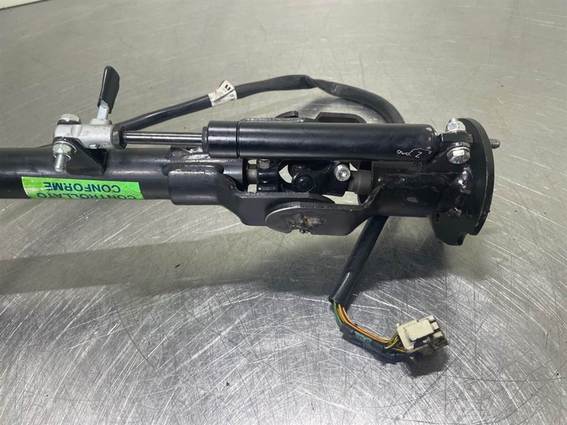 Liebherr A316-9906894/7024149-Steering wheel/Lenkrad/Stuur - Kabina dhe interier për Makineri ndërtimi: foto 4 Liebherr A316-9906894/7024149-Steering wheel/Lenkrad/Stuur - Kabina dhe interier për Makineri ndërtimi: foto 4
