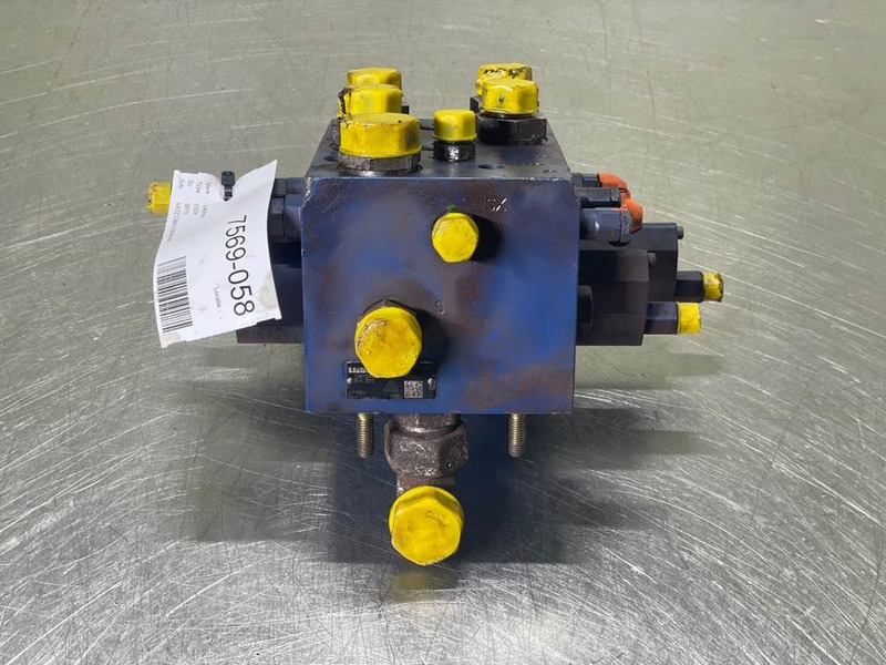 Liebherr L524-Liebherr 10675942-Valve/Ventile/Ventiel - Sistemi hidraulik për Makineri ndërtimi: foto 2 Liebherr L524-Liebherr 10675942-Valve/Ventile/Ventiel - Sistemi hidraulik për Makineri ndërtimi: foto 2
