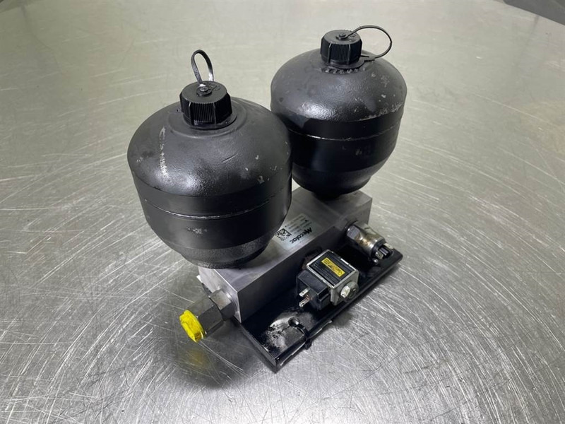 Mecalac 12MTX-4108214A-Stabilising module - Sistemi hidraulik për Makineri ndërtimi: foto 2 Mecalac 12MTX-4108214A-Stabilising module - Sistemi hidraulik për Makineri ndërtimi: foto 2