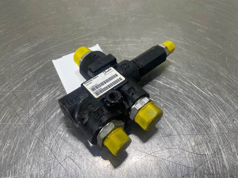 Mecalac 12MTX-5360355-Sauer Danfoss OLS80-Priority valve - Sistemi hidraulik për Makineri ndërtimi: foto 3 Mecalac 12MTX-5360355-Sauer Danfoss OLS80-Priority valve - Sistemi hidraulik për Makineri ndërtimi: foto 3
