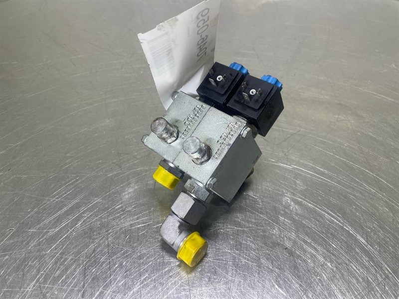 Mecalac 12MTX-6090481-Walvoil 5KT7200301-2/2 Valve - Sistemi hidraulik për Makineri ndërtimi: foto 1 Mecalac 12MTX-6090481-Walvoil 5KT7200301-2/2 Valve - Sistemi hidraulik për Makineri ndërtimi: foto 1