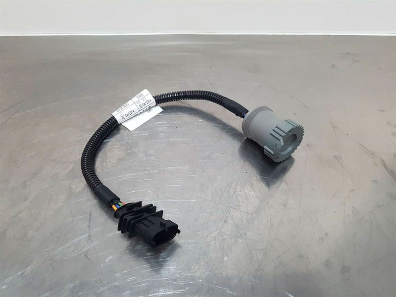 Perkins 854E-E34TA-5801515244-Wire/Cable - Sistemi elektrik për Makineri ndërtimi: foto 2 Perkins 854E-E34TA-5801515244-Wire/Cable - Sistemi elektrik për Makineri ndërtimi: foto 2