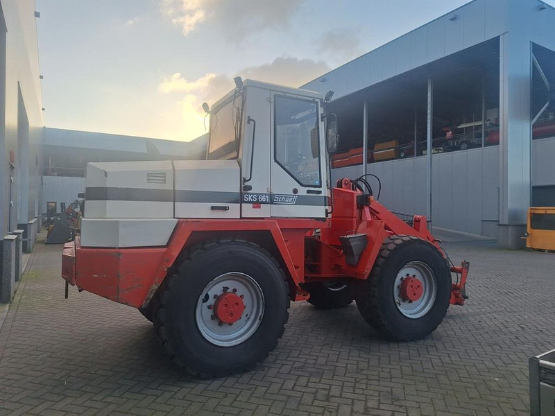 Schaeff SKS 661 - Fadrom me goma: foto 5 Schaeff SKS 661 - Fadrom me goma: foto 5