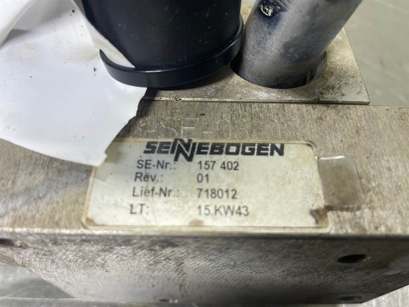 Sennebogen 835E-157402-Valve/Ventile/Ventiel - Sistemi hidraulik për Makineri ndërtimi: foto 4 Sennebogen 835E-157402-Valve/Ventile/Ventiel - Sistemi hidraulik për Makineri ndërtimi: foto 4