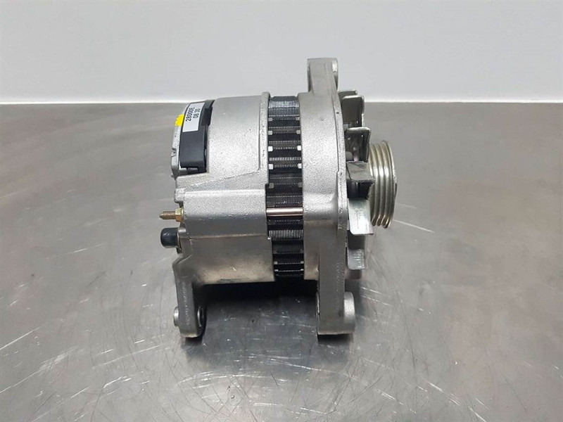 Terex Schaeff SKL833-14V 65A-Alternator/Lichtmaschine/Dynamo - Motori për Makineri ndërtimi: foto 3 Terex Schaeff SKL833-14V 65A-Alternator/Lichtmaschine/Dynamo - Motori për Makineri ndërtimi: foto 3
